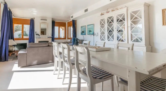 Detached Villa With Privated Pool Situated at the Seafront in Sant Pere Pescador