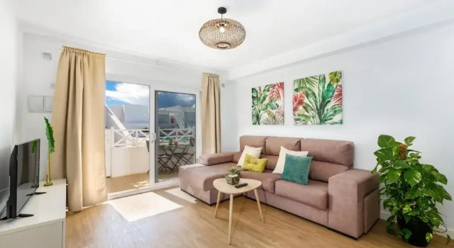 Flower Beach Suite 16