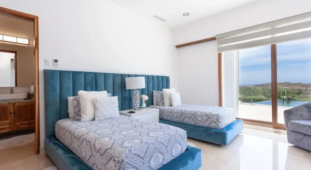 Gorgeous estate in Puerto Los Cabos golf and beach community