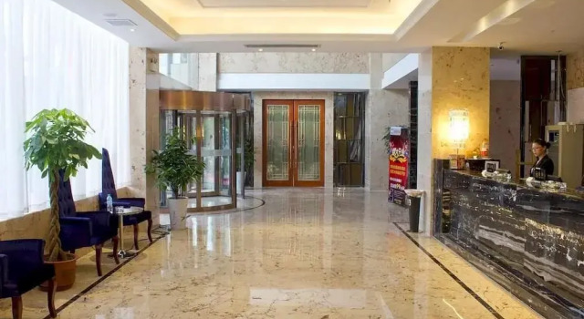 Eral Hotel, Забронировать Отель Отели Хэфэй 3 звезды, рядом с Железнодорожный вокзал Хэфэй, 3*