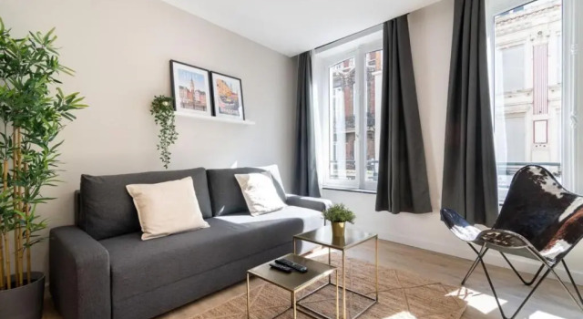 Lille centre - Beautiful 2-room apartment 3 pers, Забронировать Апартаменты/квартира Отели Лилля с парковкой, рядом с Chambre de Commerce, Парковка