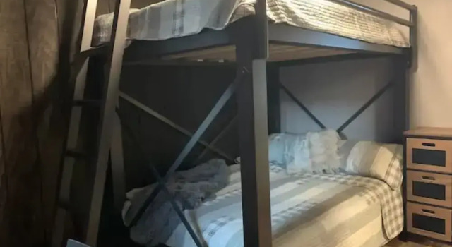 Коттедж New Luxury Prescott Lynx B B 4k ft2 Sleeps 22