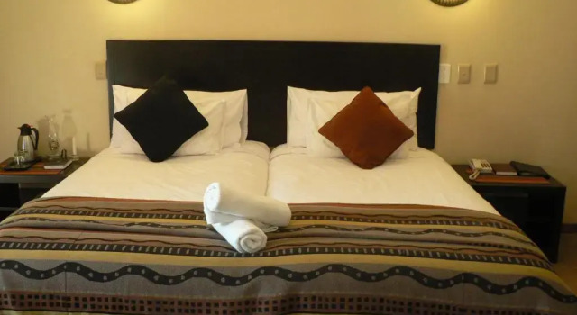 Семейный номер Standard с видом на сад Hotel Numbi & Garden Suites