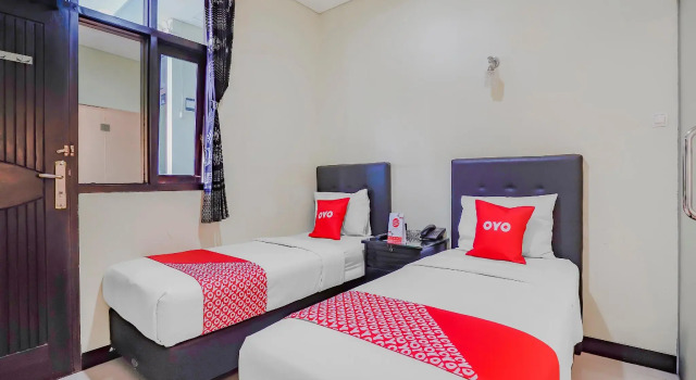 Suite doppia OYO 90064 Hotel Salon Fora & Cafe