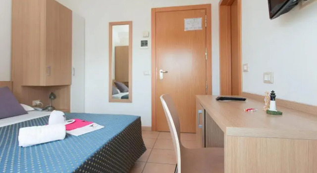 Трёхместный номер Standard Hotel Souvenir - Koolibry Hotels