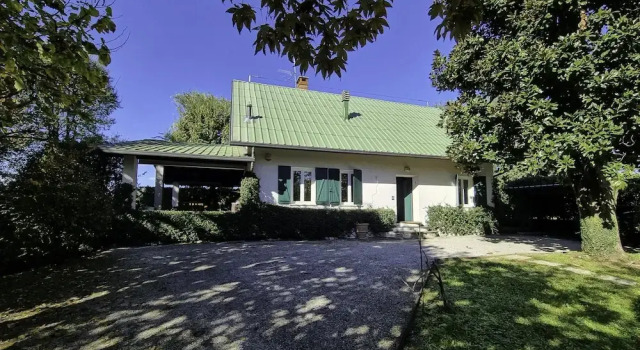 Вилла Villa Visconta in Naresso Inferiore