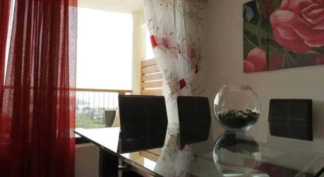 Princes  Islands Luxury Residences, Забронировать Отель Отели периферии Ионических островов с парковкой, Парковка