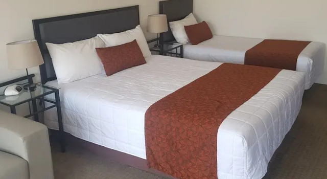 Трёхместный номер Standard Ararat Colonial Lodge Motel