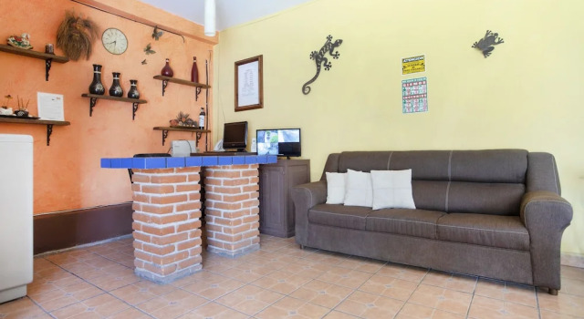 OYO Hotel Villa del Angel, Varaa Hotelli Atlixco State of Puebla