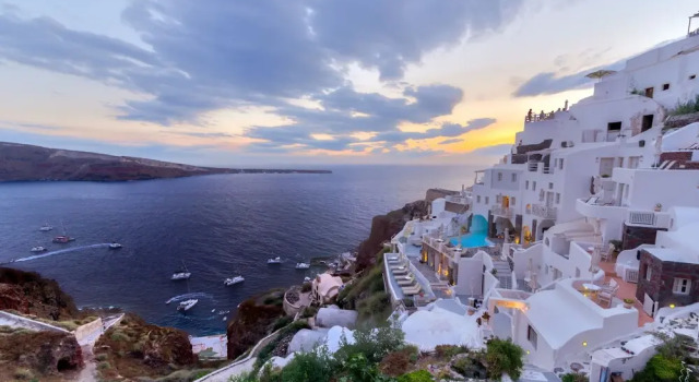 Студия с балконом и с видом на море ArmonOia Luxury Caves