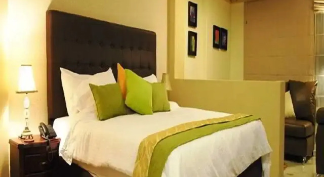 Hotel Milan, Забронировать Бутик-отель Нейва Уила