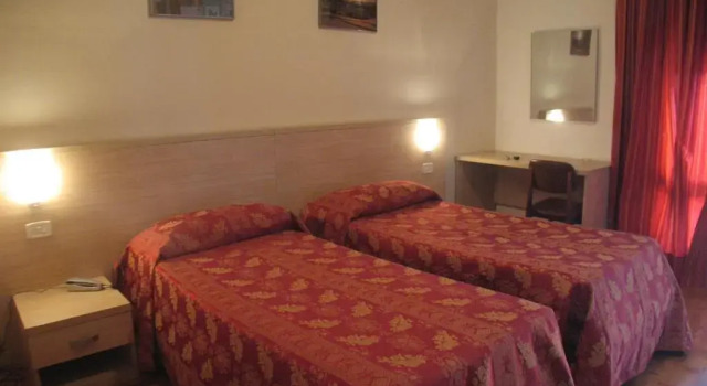 Трёхместный номер Standard Albergo Ristorante Monterosa