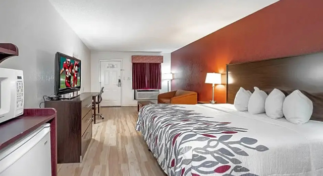 Двухместный номер Standard Red Roof Inn Martinsburg