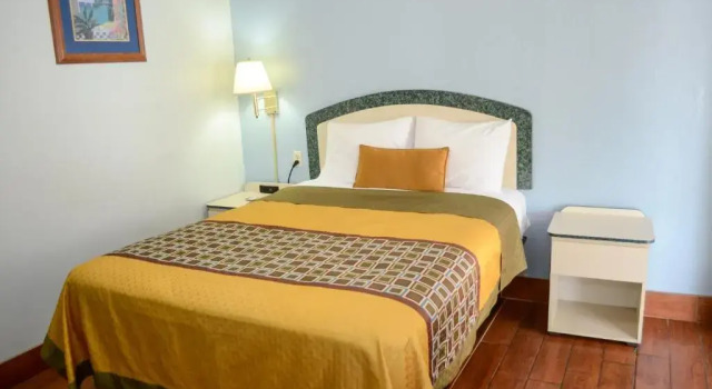 Номер Standard Economy Inn
