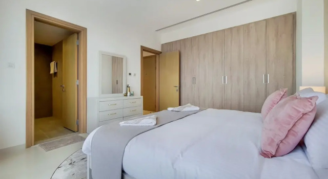 Апартаменты GreenFuture - Stylish Apartment With Panoramic City Views