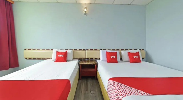 Люкс Superior OYO 90846 Hotel Akasia