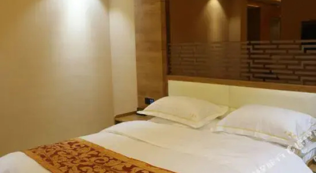 Zhonghai Hotel