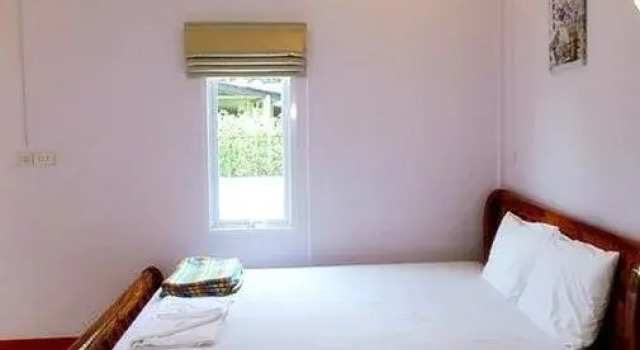 RC Resort, Забронировать Курортный отель Варин-Чамрап Ubon Ratchathani Province