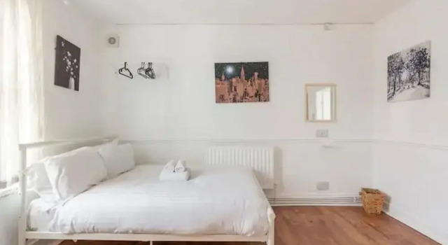 Cheerful Maisonette in the Heart of Orrell Park, Book Lejlighed Liverpool Merseyside
