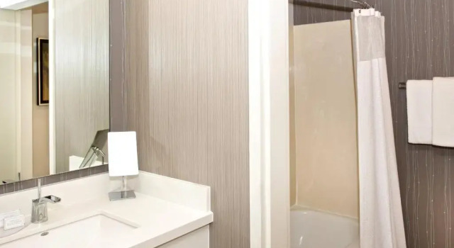 Номер Standard Courtyard by Marriott Oakland Airport