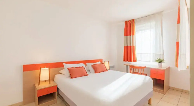 Апартаменты c 1 комнатой с балконом AppartCity Classic Aix-en-Provence - La Duranne