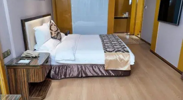 Люкс Holiday Inn Causeway Bay (Taizhou Jiangyan Wanda Plaza)