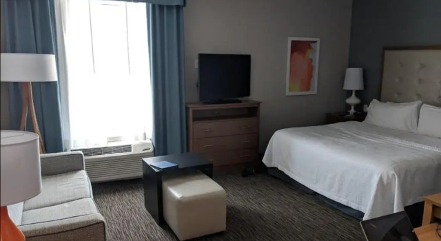 Трёхместный люкс с 2 комнатами Homewood Suites By Hilton Cincinnati Midtown