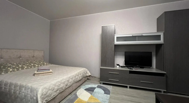 Katy Home (Katy Home) on Sunny 35 street, Book Apartment Hotels in Kirov Region with Parking, Parking