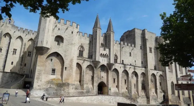 Cocooning Avignon, Забронировать Гостевой дом Гостевые дома Авиньона, рядом с Eglise Notre-Dame des Anges, Гостевой дом