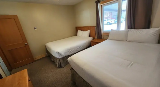 Трёхместный семейный номер Standard Aspen Village