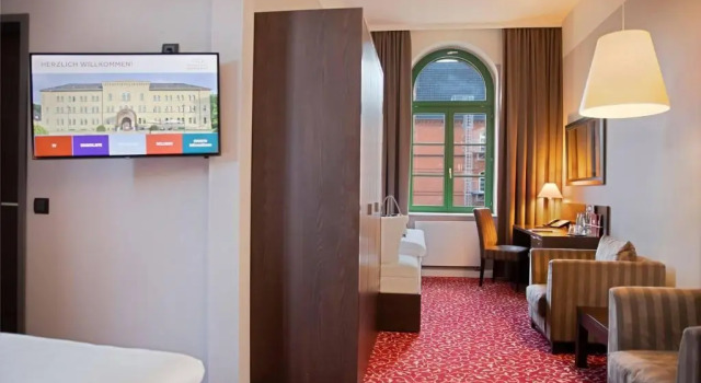 Трёхместный номер Standard Schlosshotel Blankenburg