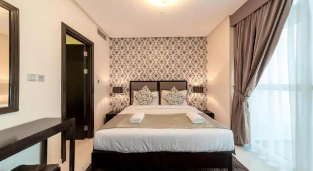 Hometown Apartments - Luxury and Spacious 3 bedroom apartment in Marina, Забронировать Апартаменты/квартира Апартаменты Эмирата Дубая, рядом с Международный яхт-клуб Дубая, Апартаменты/квартира