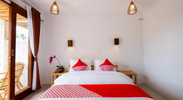 OYO 1493 Surya Villa, Boek Villa Selong Belanak Lombok