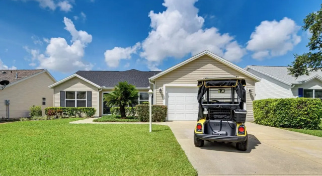 Single-story Home w/ Golf Cart in The Villages