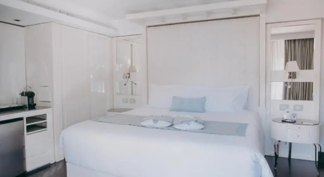 Люкс 1828 Smart Hotel Boutique