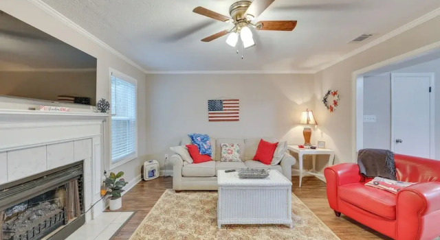 Апартаменты Quaint Augusta Townhome: 3 Mi to the Masters!