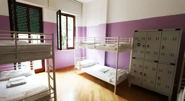 Кровать в общем номере (женский номер) Panda Hostel