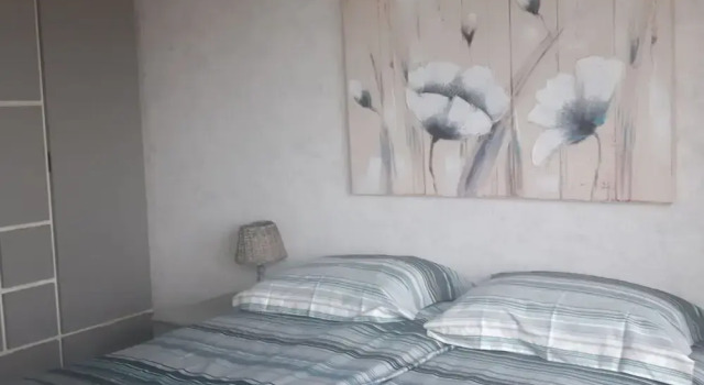 Коттедж с балконом Helmduin 5D Comfortable Holiday Residence