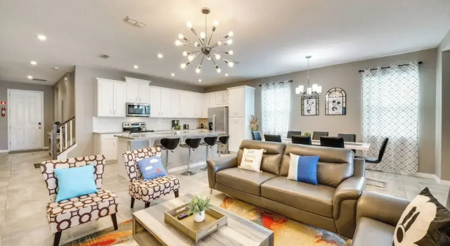 7 Mi to Wdw: Townhome w/ Private Pool