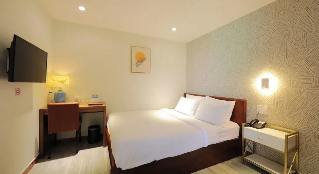 Номер Classic Lanura Saigon Boutique Hotel