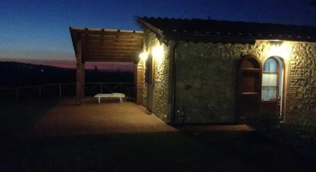 Countryhouse Collevicchi, Book Hotel Volterra Tuscany
