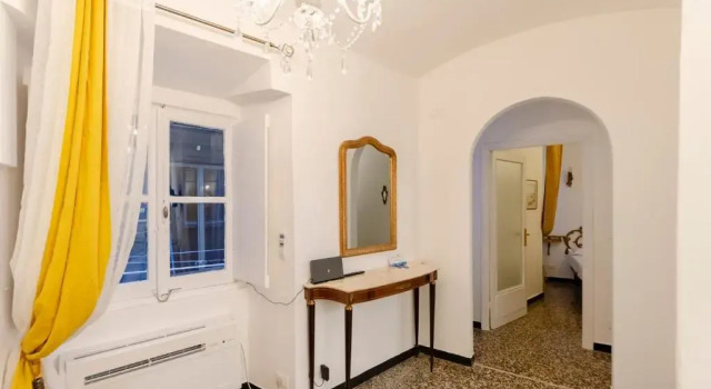 Апартаменты ALTIDO Ideal Flat near Aquarium