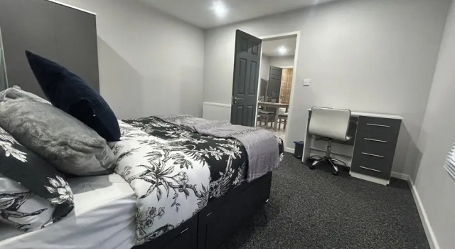 Private Luxury Apartment - Free Parking & Wi-fi, Забронировать Апартаменты/квартира Апартаменты Уэст-Мидлендс, Апартаменты/квартира