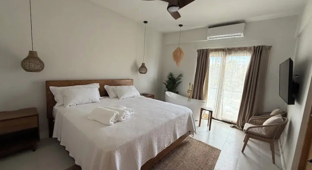 Люкс Deluxe Couples Suites at Ocean Park Beach Club