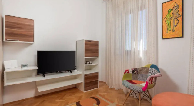 Petra (CKV250), Boek Hotel Dramalj Kroatië