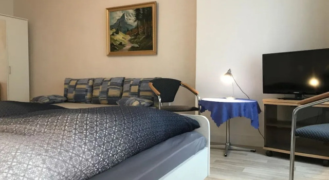 Ferienwohnung Viktoria, Забронировать Отель Бад-Бертрих Vulkan Eifel, рядом с Вульканайфельские термальные источники