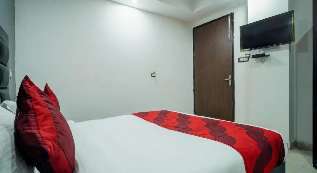 Red Snapper Hotel