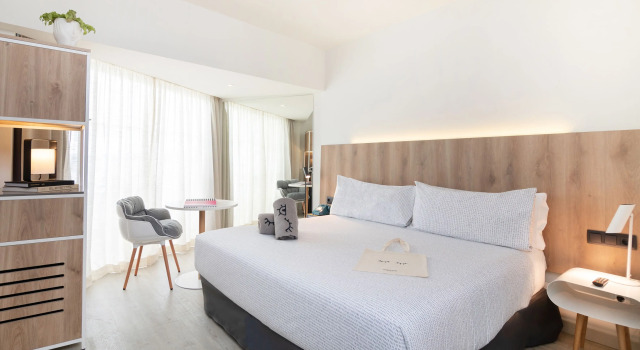 Номер 2 INNSiDE Interconnected с видом на море INNSiDE by Meliá Ibiza Beach