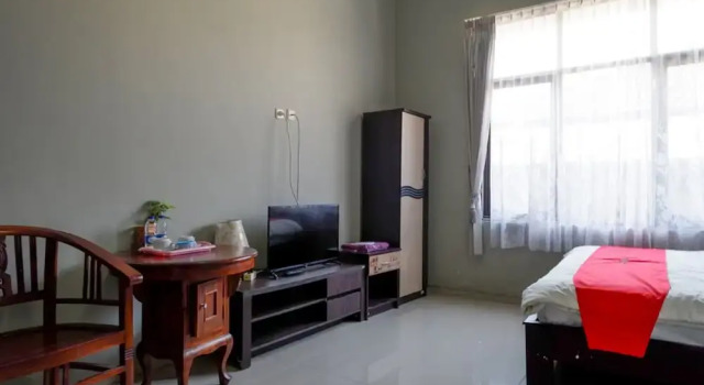 Harmony Homestay Kudus by RedDoorz, Buchen Sie Hotel Hotels & Unterkünfte in Kudus, Hotel