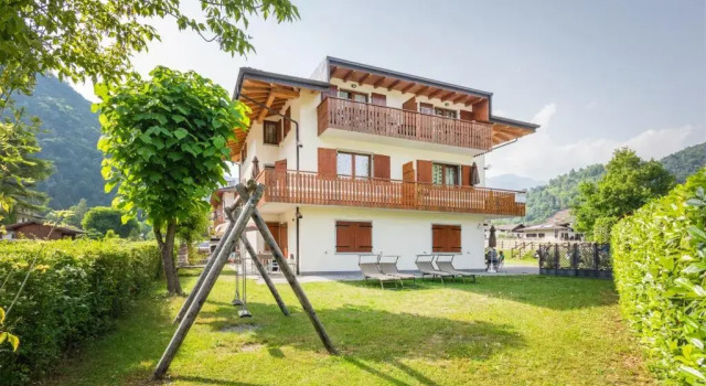 Апартаменты Цокольный этаж CROSINA HOLIDAY - Casa Lucia